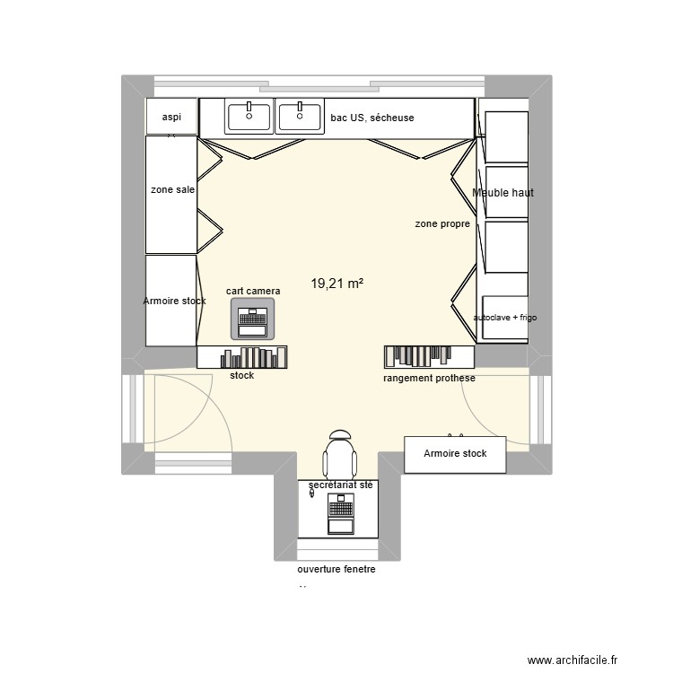 sté. Plan de 1 pièce et 19 m2