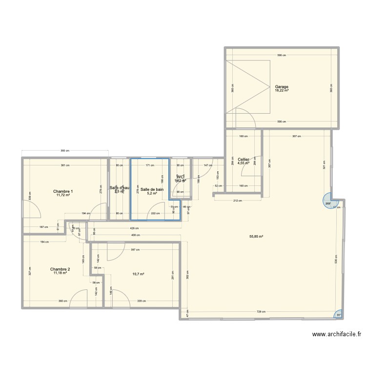 COURROS. Plan de 9 pièces et 122 m2