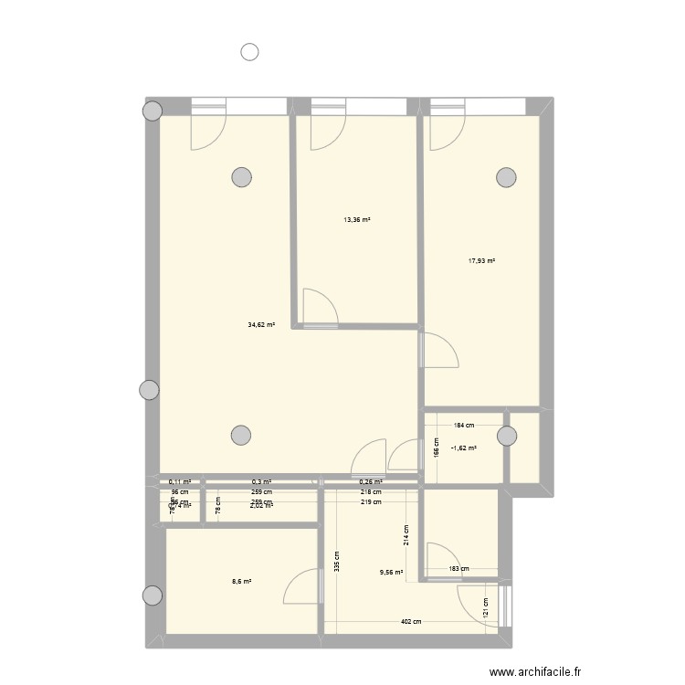 Test. Plan de 12 pièces et 91 m2