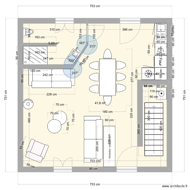 Bourglastic. Plan de 2 pièces et 47 m2