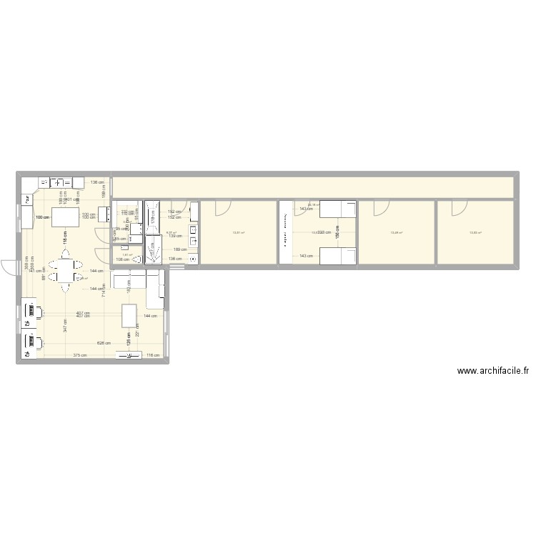 maison. Plan de 9 pièces et 150 m2