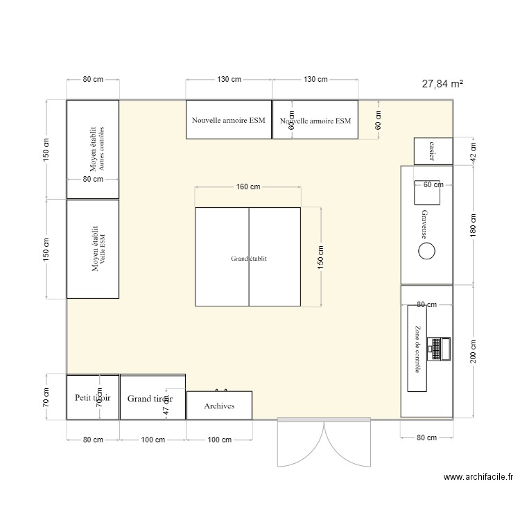 Métrologie. Plan de 1 pièce et 28 m2