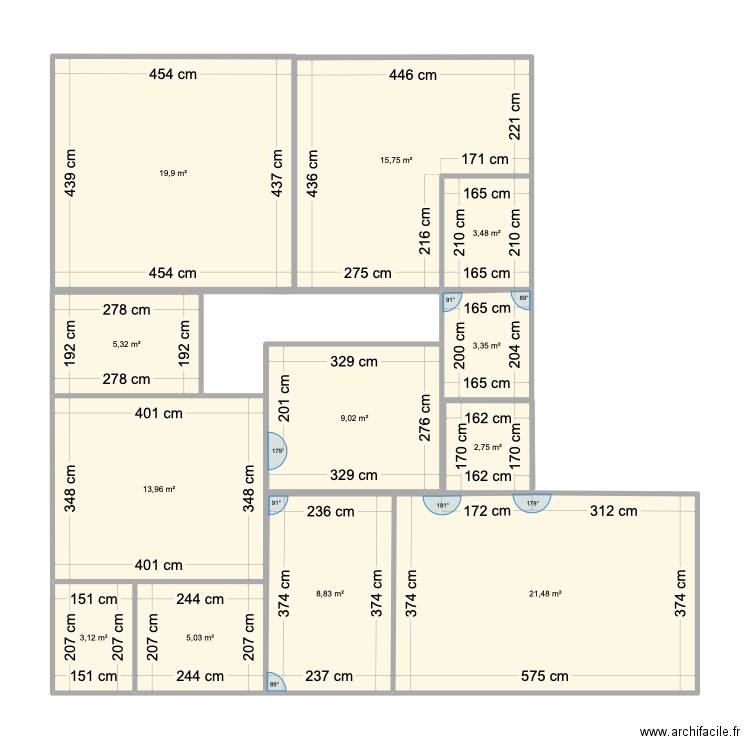 Abattoir. Plan de 12 pièces et 112 m2