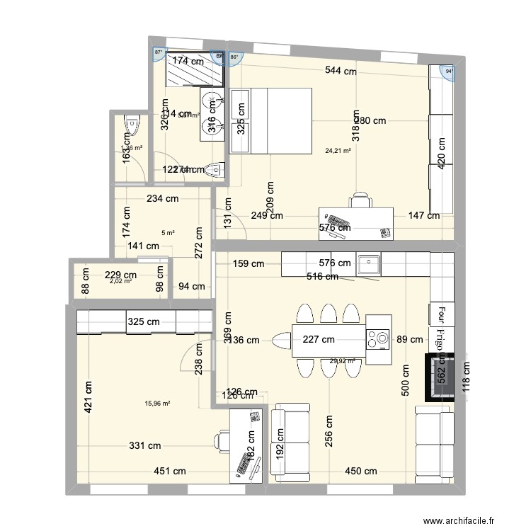 V2_base. Plan de 7 pièces et 84 m2