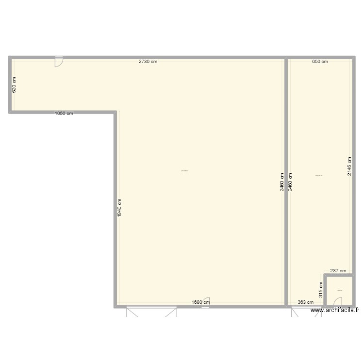 Local FETC. Plan de 3 pièces et 626 m2