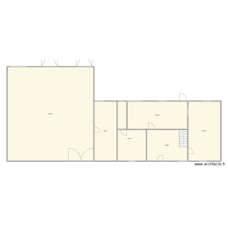 maison. Plan de 6 pièces et 305 m2