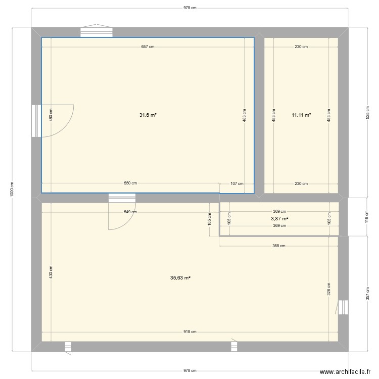 cavel e dees. Plan de 4 pièces et 82 m2