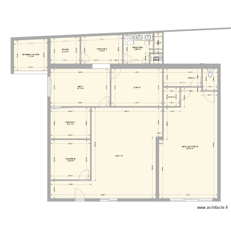 salon de coiffure. Plan de 7 pièces et 141 m2