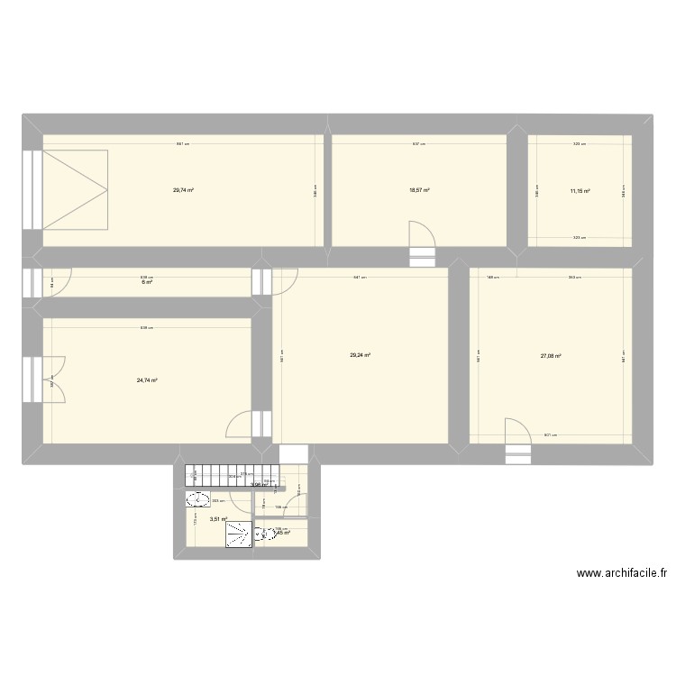 Monique. Plan de 10 pièces et 155 m2