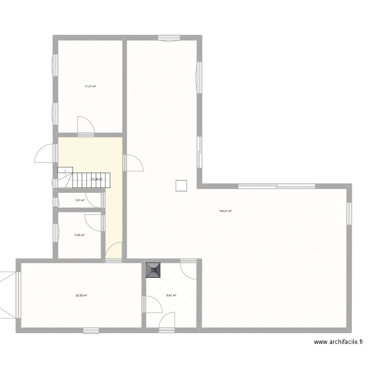 Essai annexe. Plan de 7 pièces et 176 m2