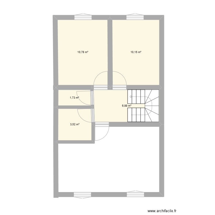 THYERRY 500 ANDRIAMIANDRISOA. Plan de 5 pièces et 33 m2