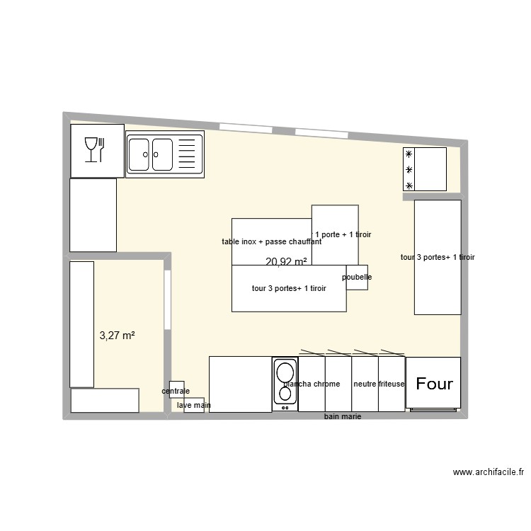 lusin. Plan de 2 pièces et 24 m2