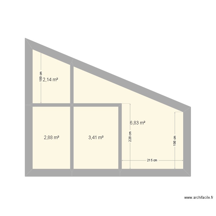 vue face garage. Plan de 4 pièces et 15 m2