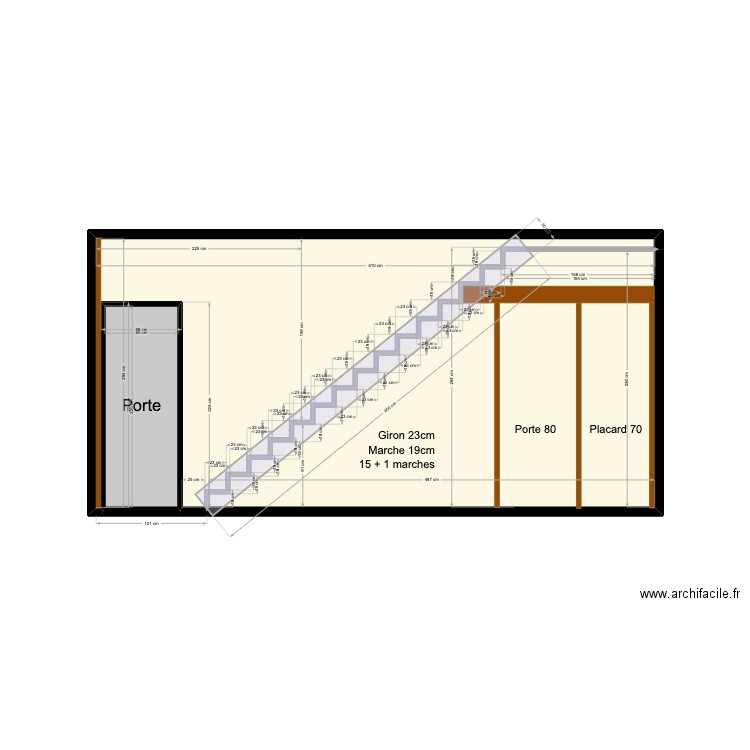 Plan coupe escalier. Plan de 3 pièces et 17 m2