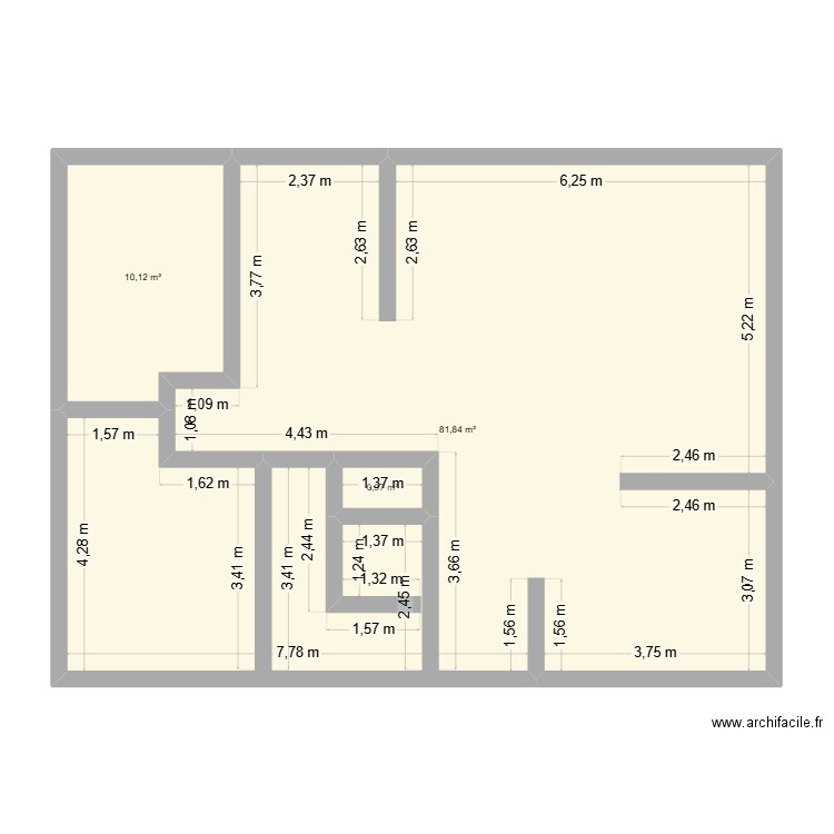 Maison. Plan de 3 pièces et 93 m2