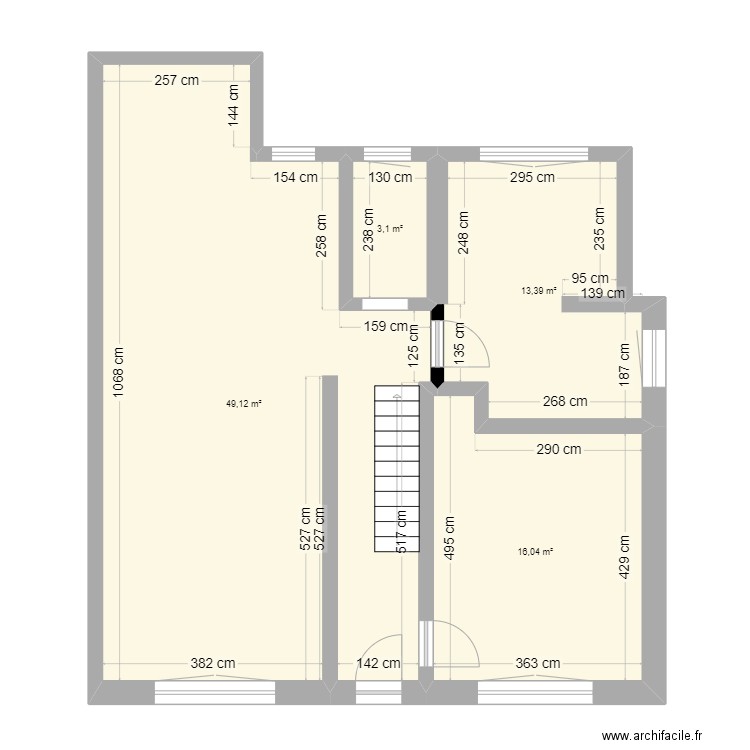 maison. Plan de 4 pièces et 82 m2