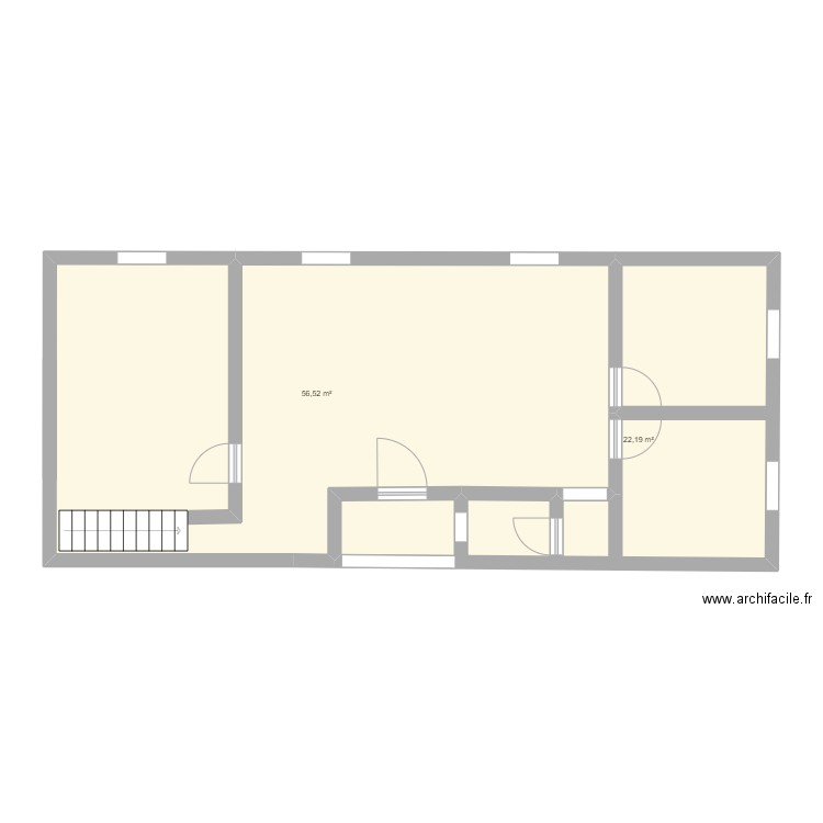 MAISON. Plan de 2 pièces et 79 m2