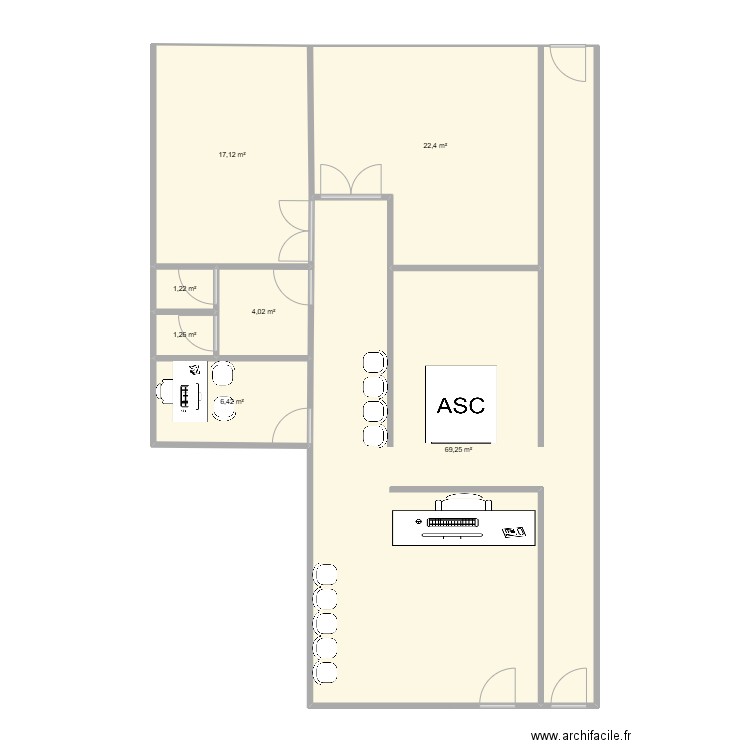 rc clin. Plan de 7 pièces et 122 m2