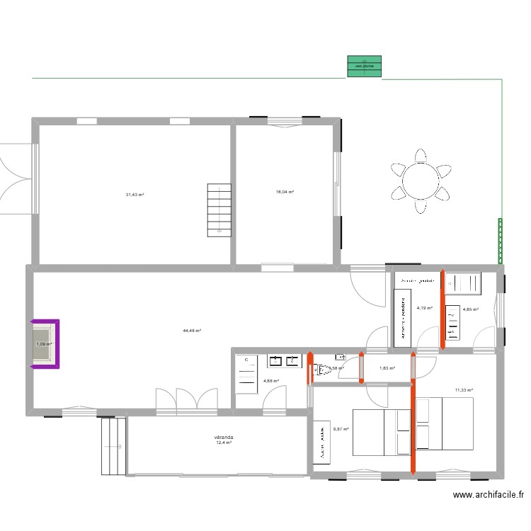 phase variante. Plan de 12 pièces et 143 m2