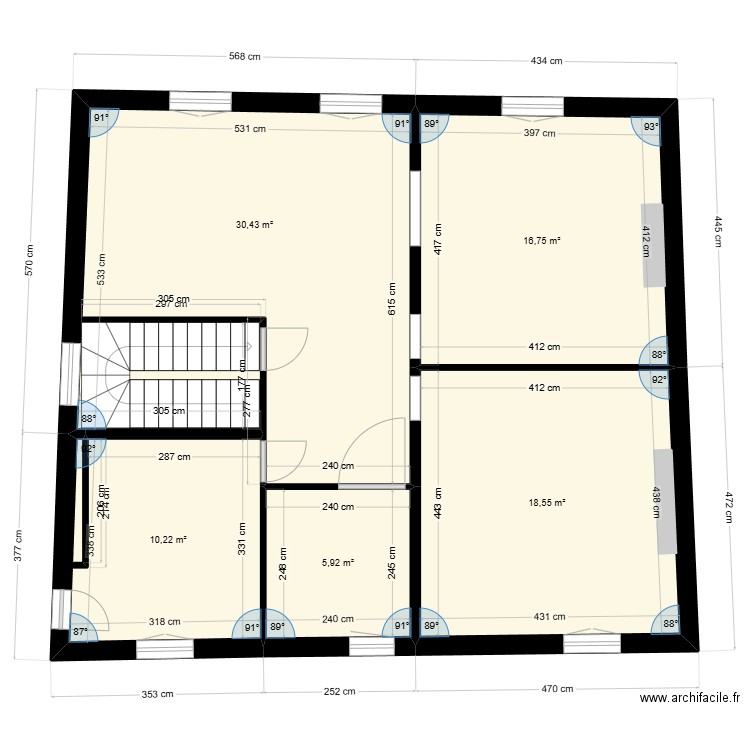 BOIS. Plan de 5 pièces et 82 m2