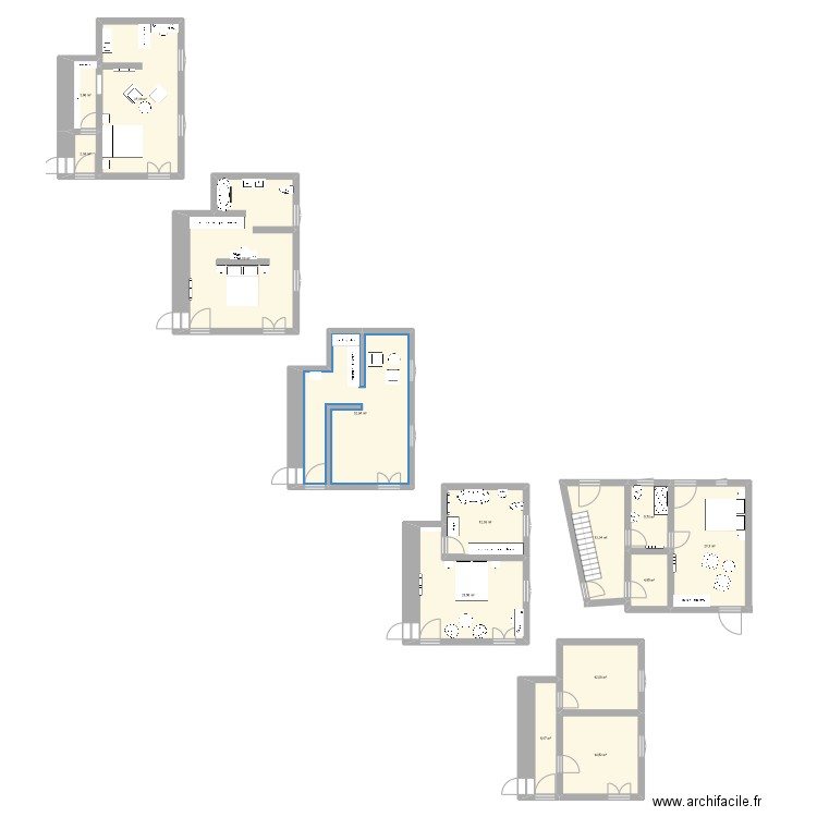 chmabre parent. Plan de 14 pièces et 211 m2