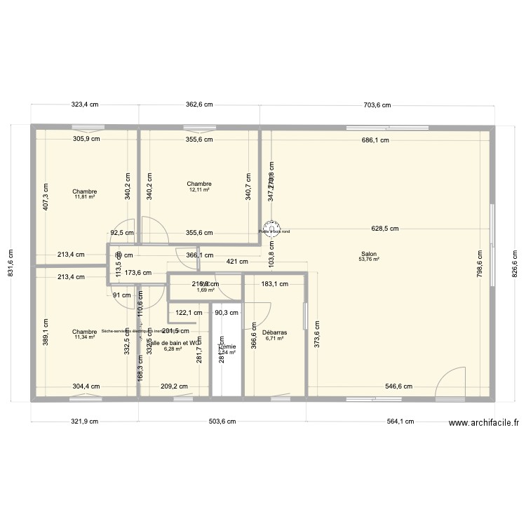 MAISON rdc 1. Plan de 8 pièces et 106 m2