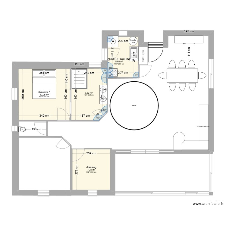 VALOGNES . Plan de 4 pièces et 33 m2