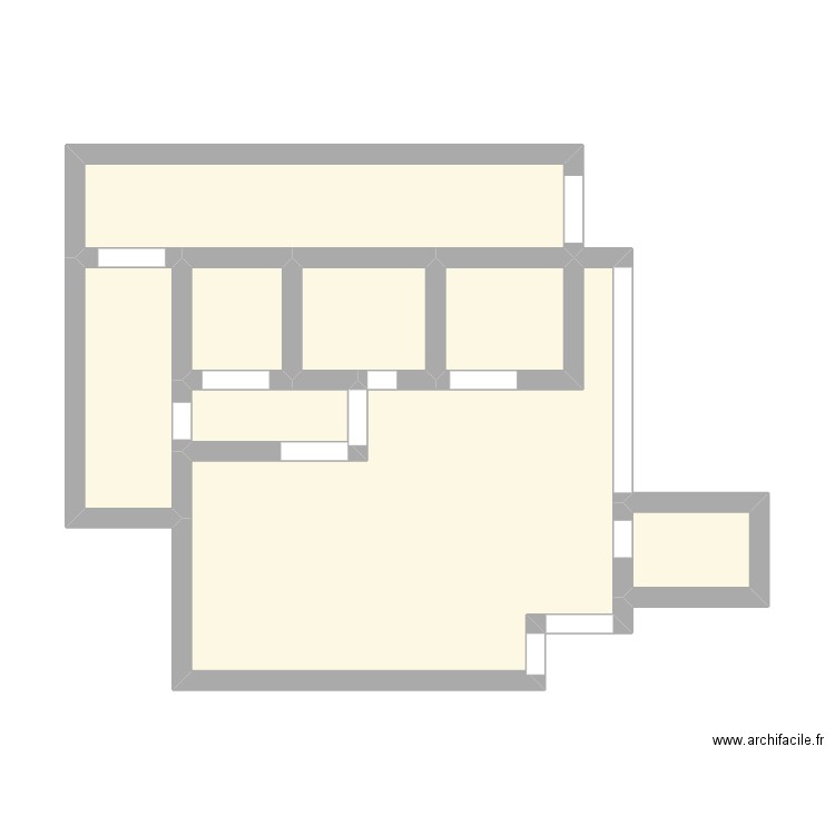 TP accueil saintes. Plan de 8 pièces et 39 m2