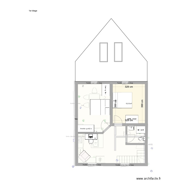 maison facade. Plan de 7 pièces et 118 m2