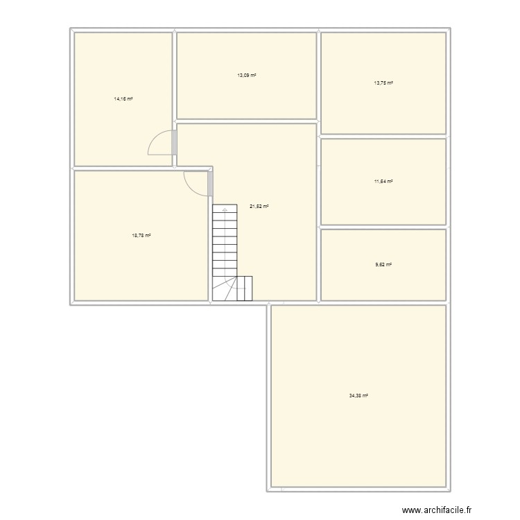 Mastro. Plan de 14 pièces et 272 m2