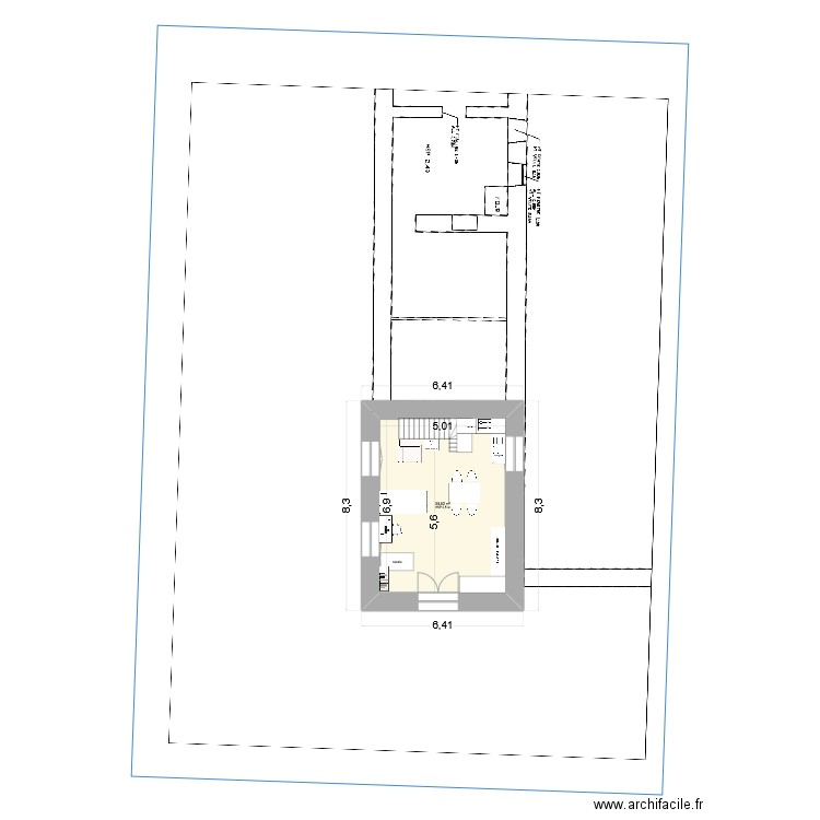 Longère escalier ouest fenetre nord. Plan de 5 pièces et 60 m2