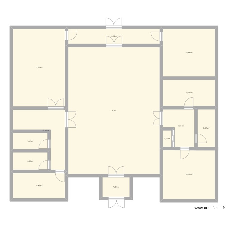 MDJ. Plan de 14 pièces et 235 m2