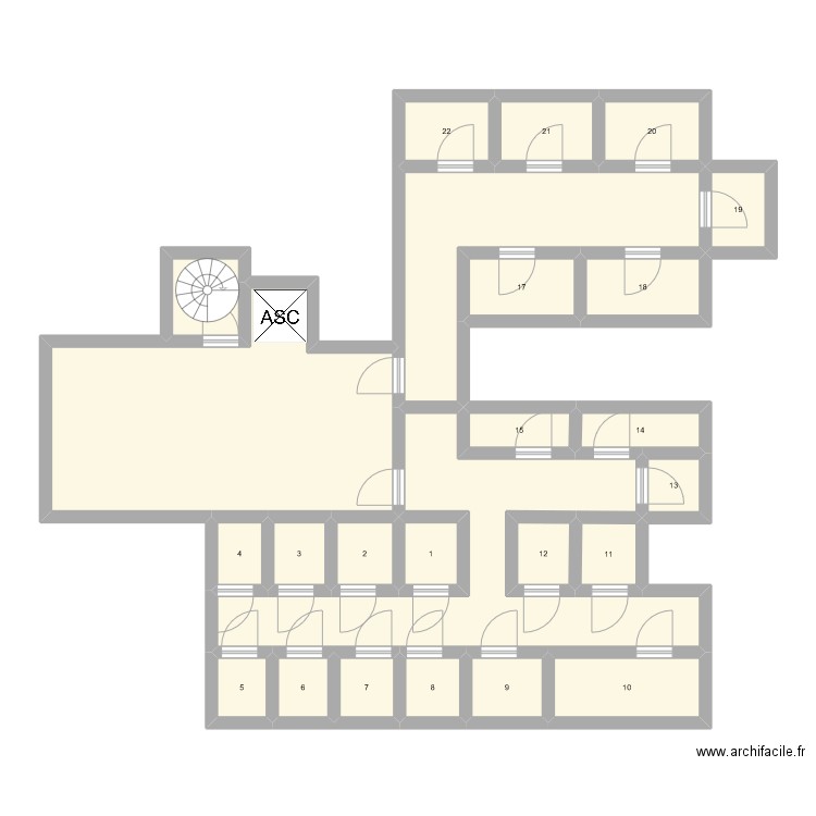 PG caves. Plan de 25 pièces et 110 m2