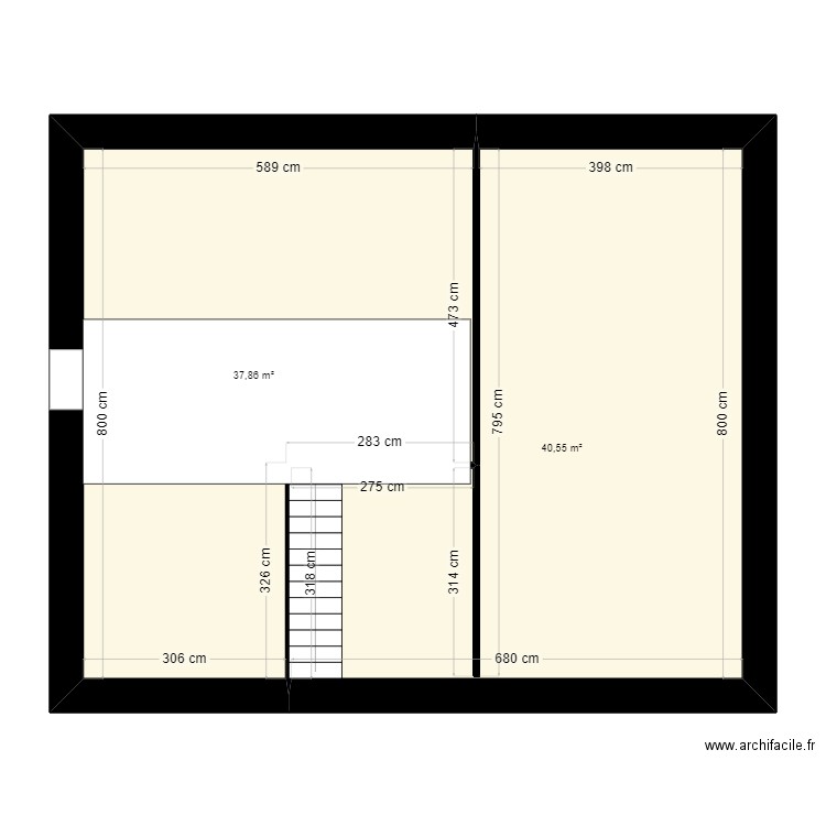 R+1. Plan de 2 pièces et 78 m2