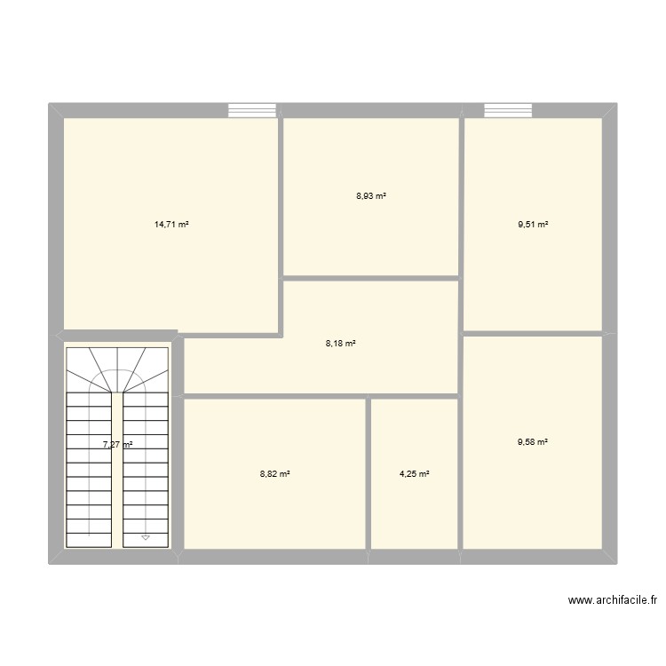 mesericordia socors. Plan de 8 pièces et 71 m2