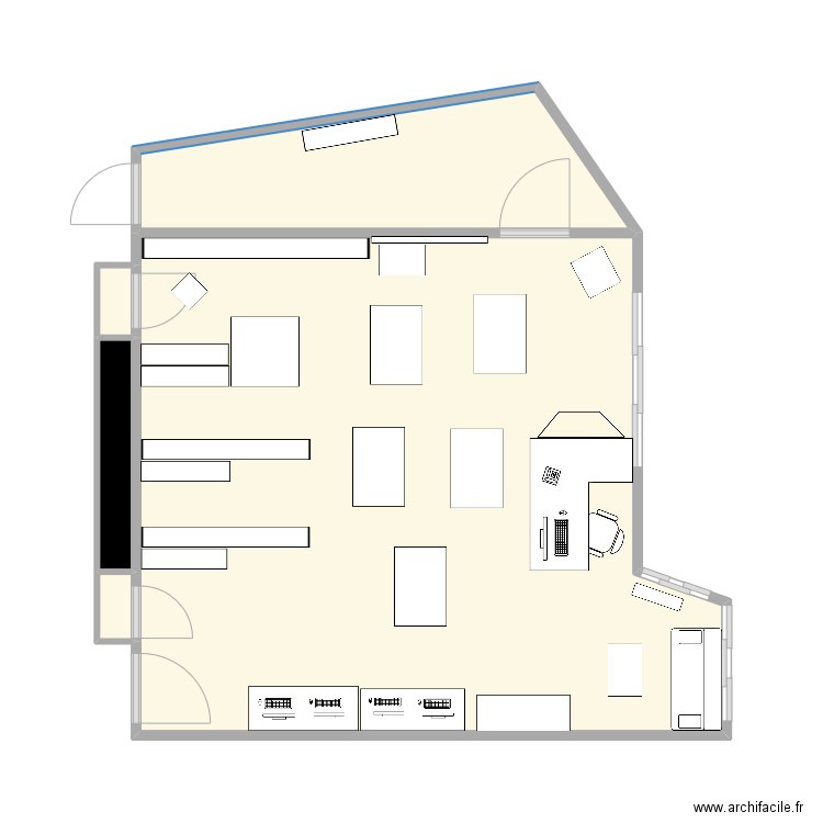 CDI. Plan de 5 pièces et 41 m2