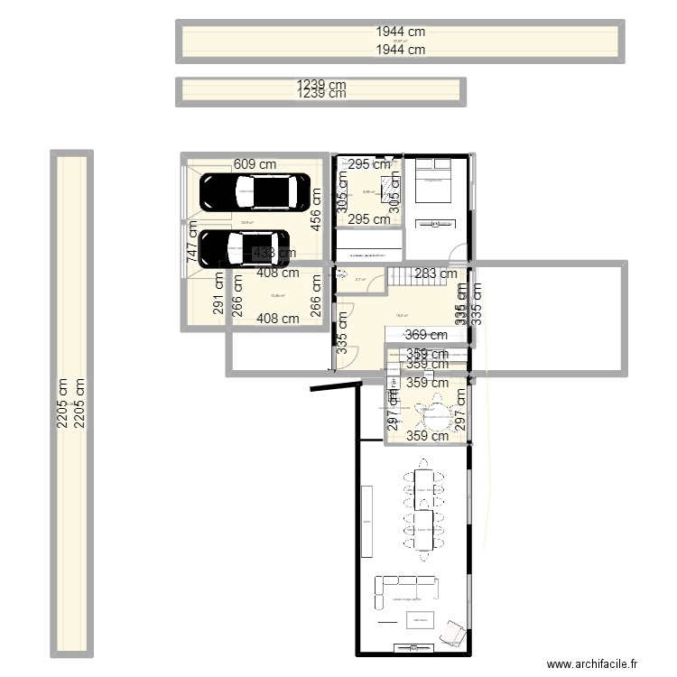 RdC. Plan de 12 pièces et 160 m2
