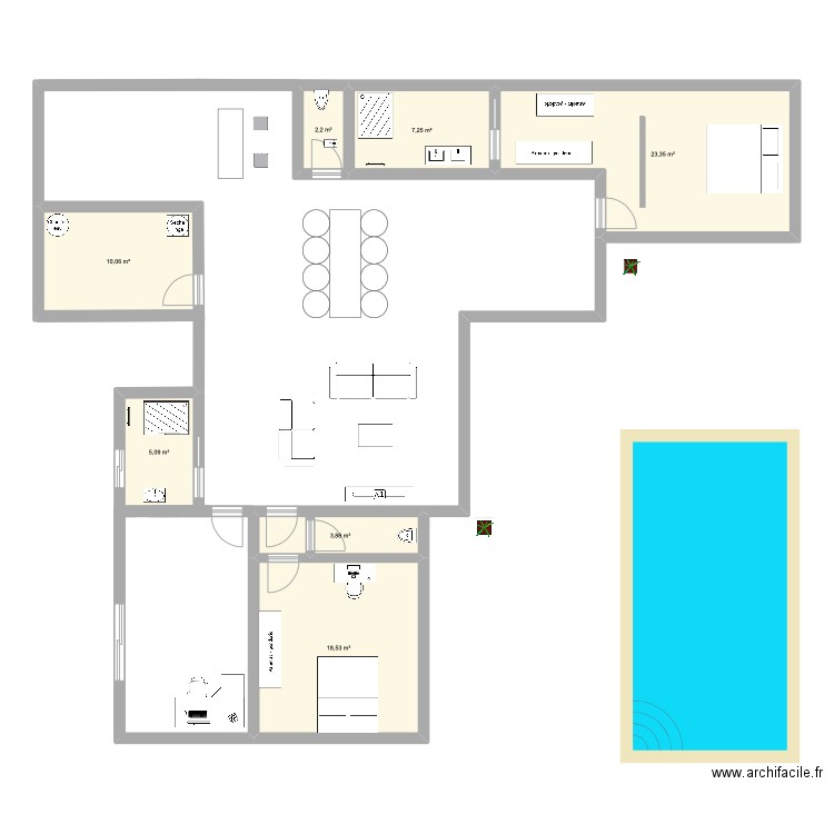 plan maison. Plan de 7 pièces et 70 m2