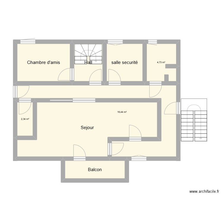 Rez couvet. Plan de 8 pièces et 74 m2