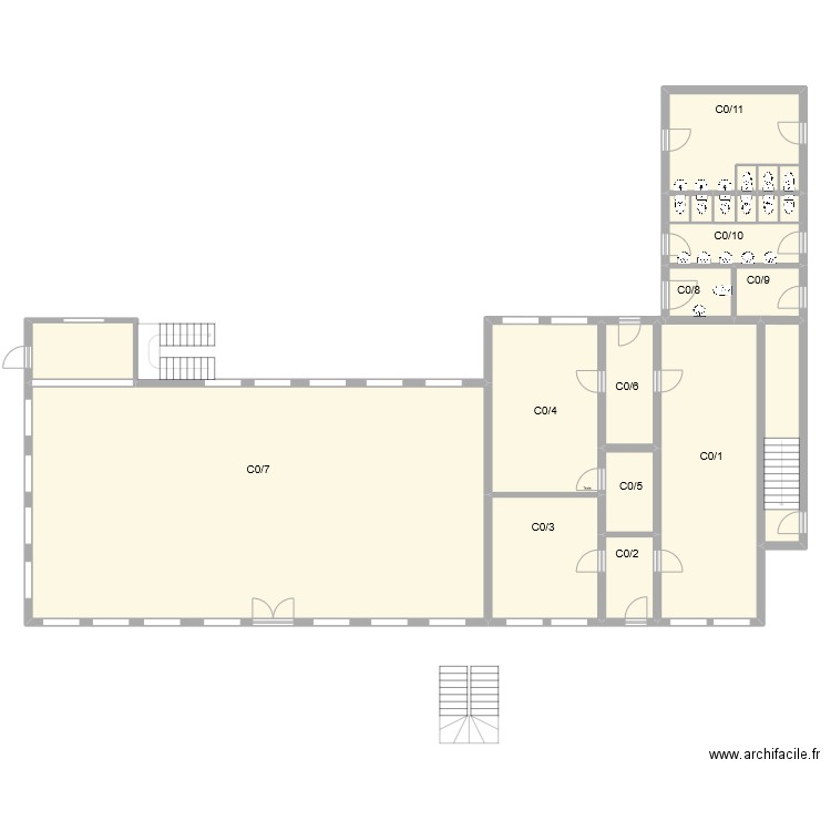 EFAN - C0. Plan de 15 pièces et 292 m2