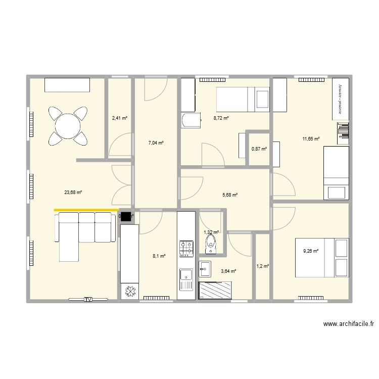 chambre. Plan de 13 pièces et 84 m2