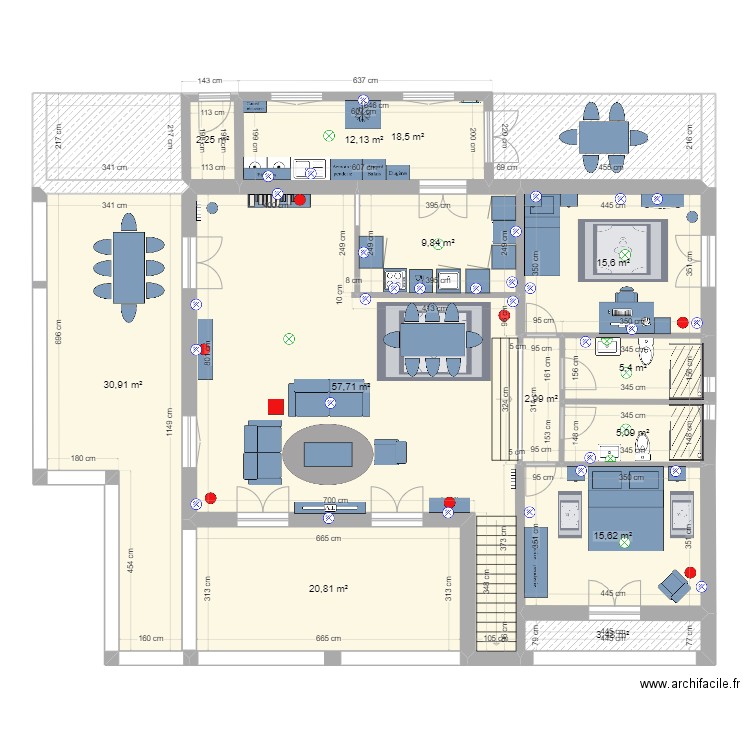 Montauroux étage avec meubles. Plan de 13 pièces et 200 m2