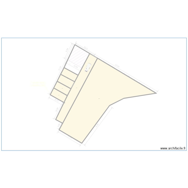 SALAH FRIGO. Plan de 5 pièces et 1868 m2