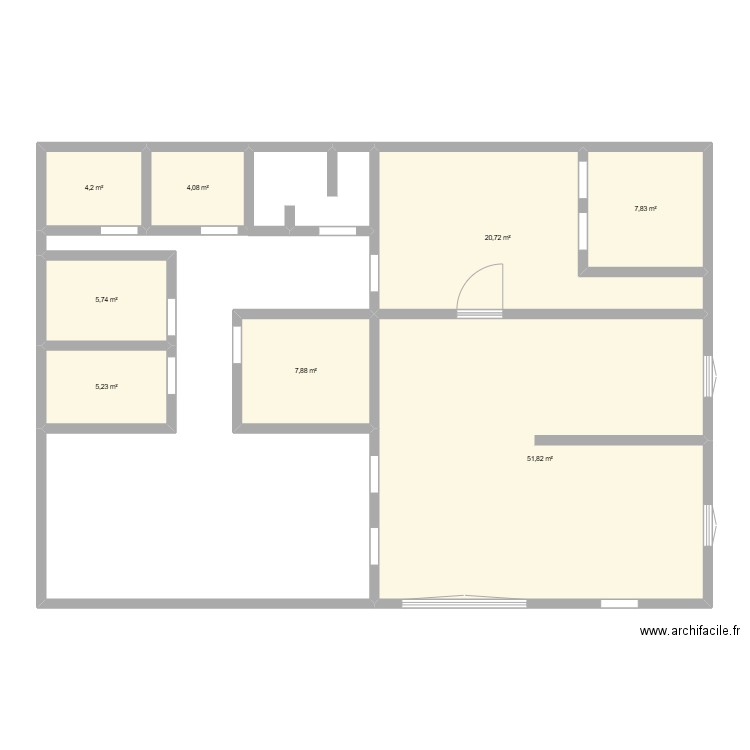 maison. Plan de 8 pièces et 108 m2