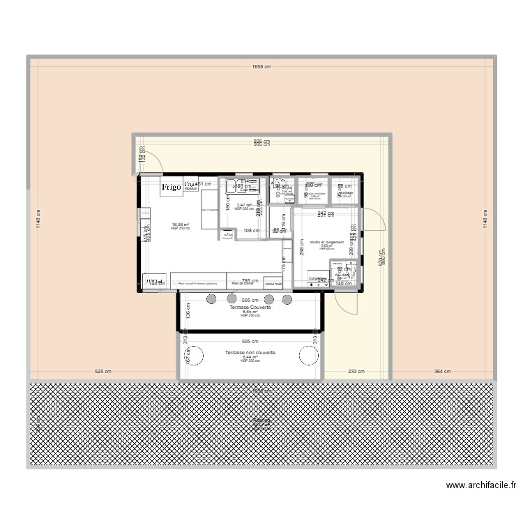 traiteur. Plan de 12 pièces et 240 m2