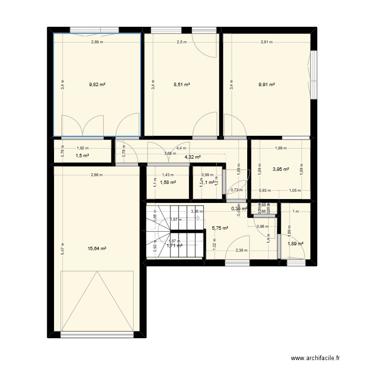 PETRINKO RDC. Plan de 13 pièces et 66 m2