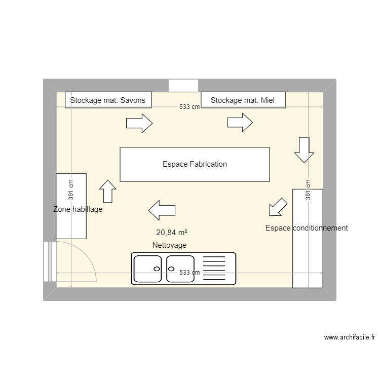 Atelier. Plan de 1 pièce et 21 m2