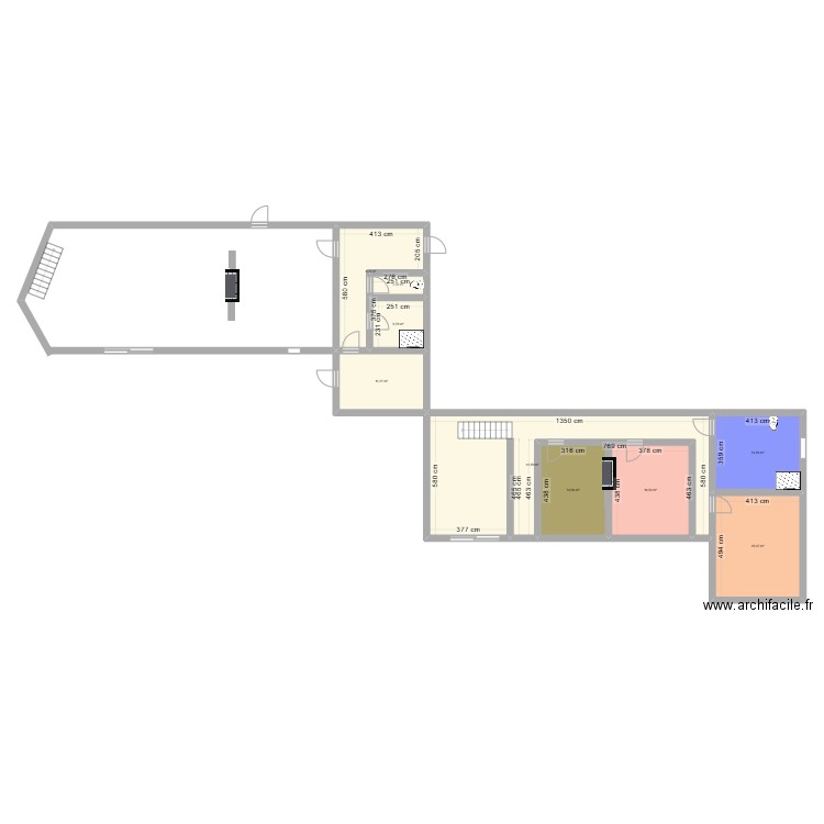 Maison plan n°1. Plan de 9 pièces et 140 m2