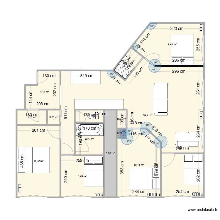 levallois1. Plan de 14 pièces et 94 m2