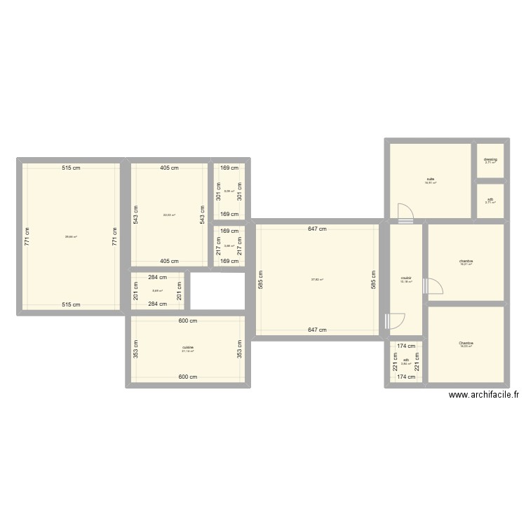 malna H. Plan de 14 pièces et 204 m2